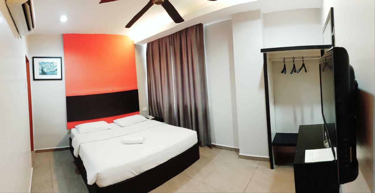 Golden Court Hotel - Tun Abdul Razak Johor Bahru Extérieur photo